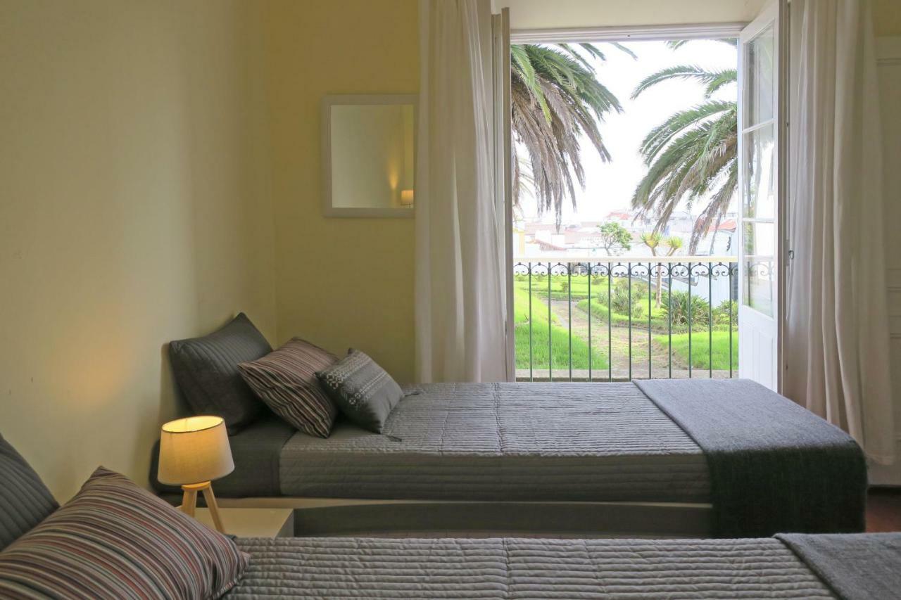 Downtown Ponta Delgada Apartment Bagian luar foto
